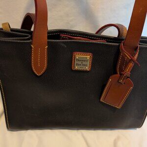 DOONEY & BURKE LEATHER HANDBAG, GENTLY USED